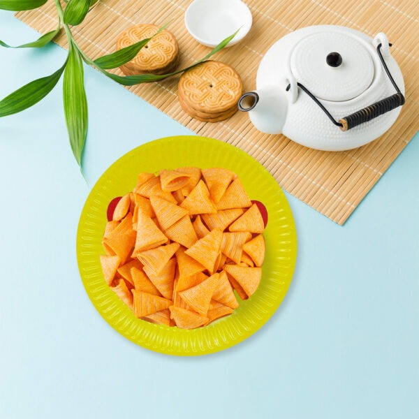 Heart Paper Plates – 23cm Heart Eyes Emoji Birthday Plates