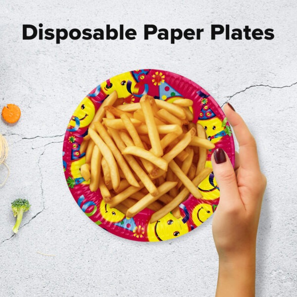 Red Party Plates – 23cm Emoji Disposable Birthday Plates