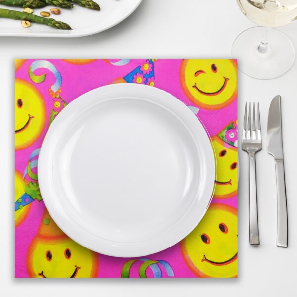 Pink Paper Napkins Serviettes – 10x 2-Ply Smile Emoji Party Napkins