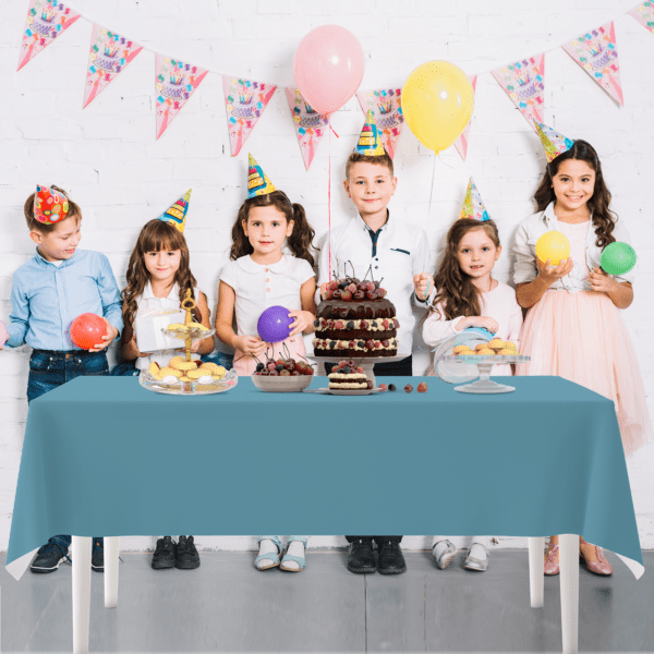 Disposable tablecloth for party supplies